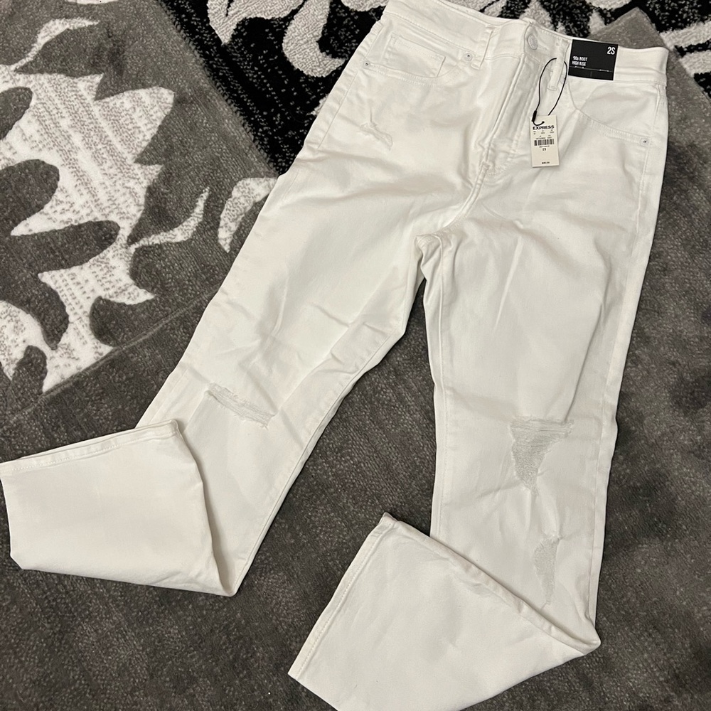 NWT! Express 90’s boot high rise jeans 2S